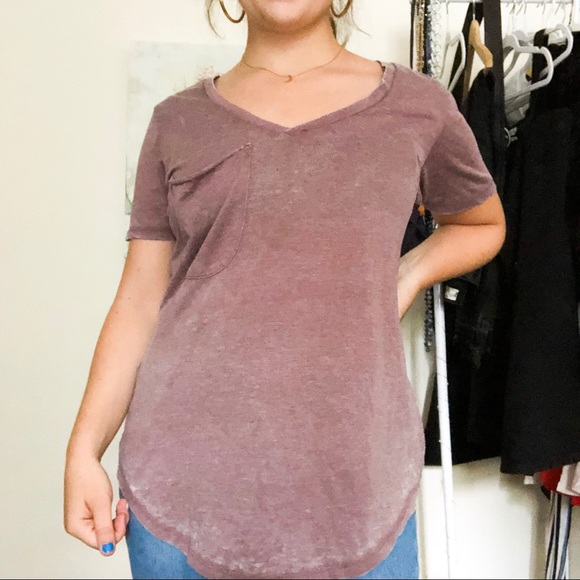 Altar’d State tee - Picture 3 of 4